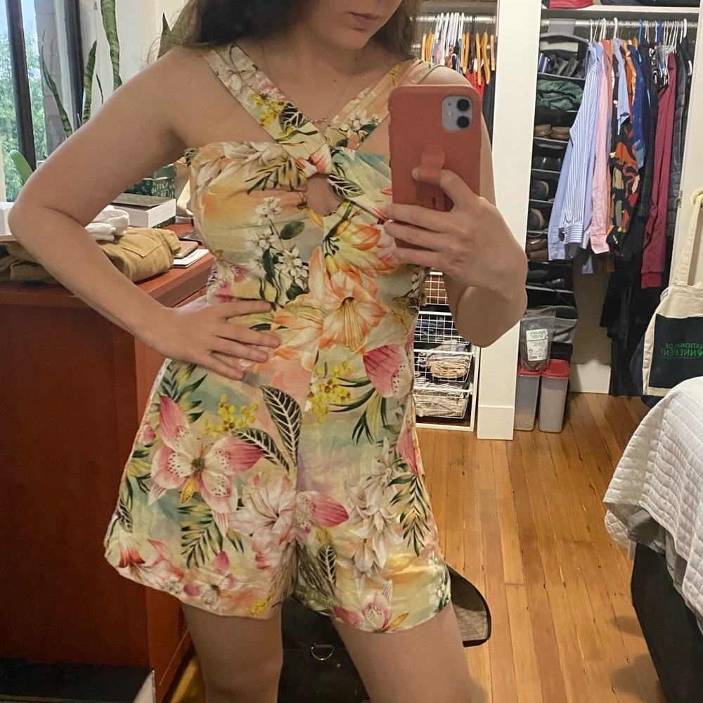 COPY - FARM Rio Romper - Picture 2 of 8